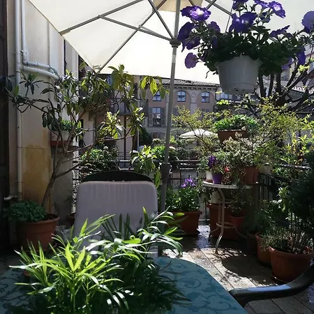 Della Rocca Bed & Breakfast