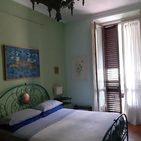 Della Rocca Bed & Breakfast *